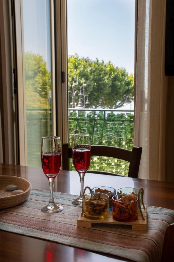 Uno Sguardo Sul Mare Villa ไมยอรี ภายนอก รูปภาพ