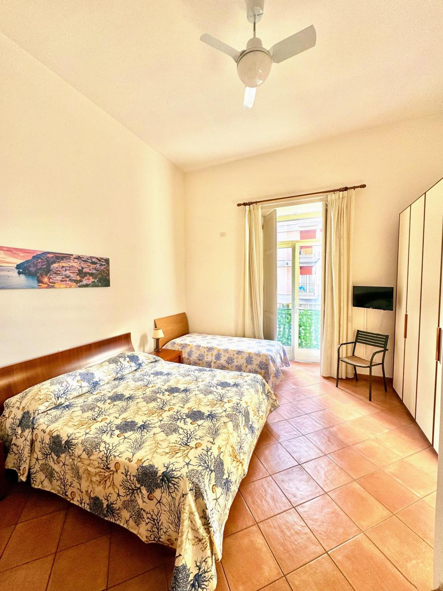 Uno Sguardo Sul Mare Villa ไมยอรี ภายนอก รูปภาพ